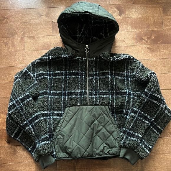 Zara Jackets & Blazers - ZARA Green Plaid Sherpa Pullover Hooded Jacket